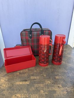 Vintage Aladdin Thermos Set