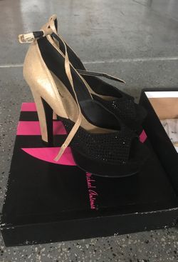 Women high heel shoes size 7.5