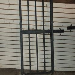 Tow Hitch Carrier