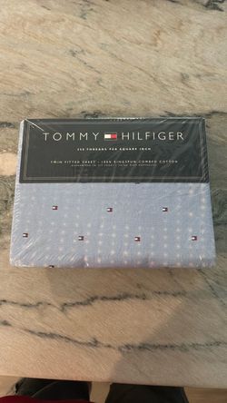 Tommy Hilfiger fitted sheet