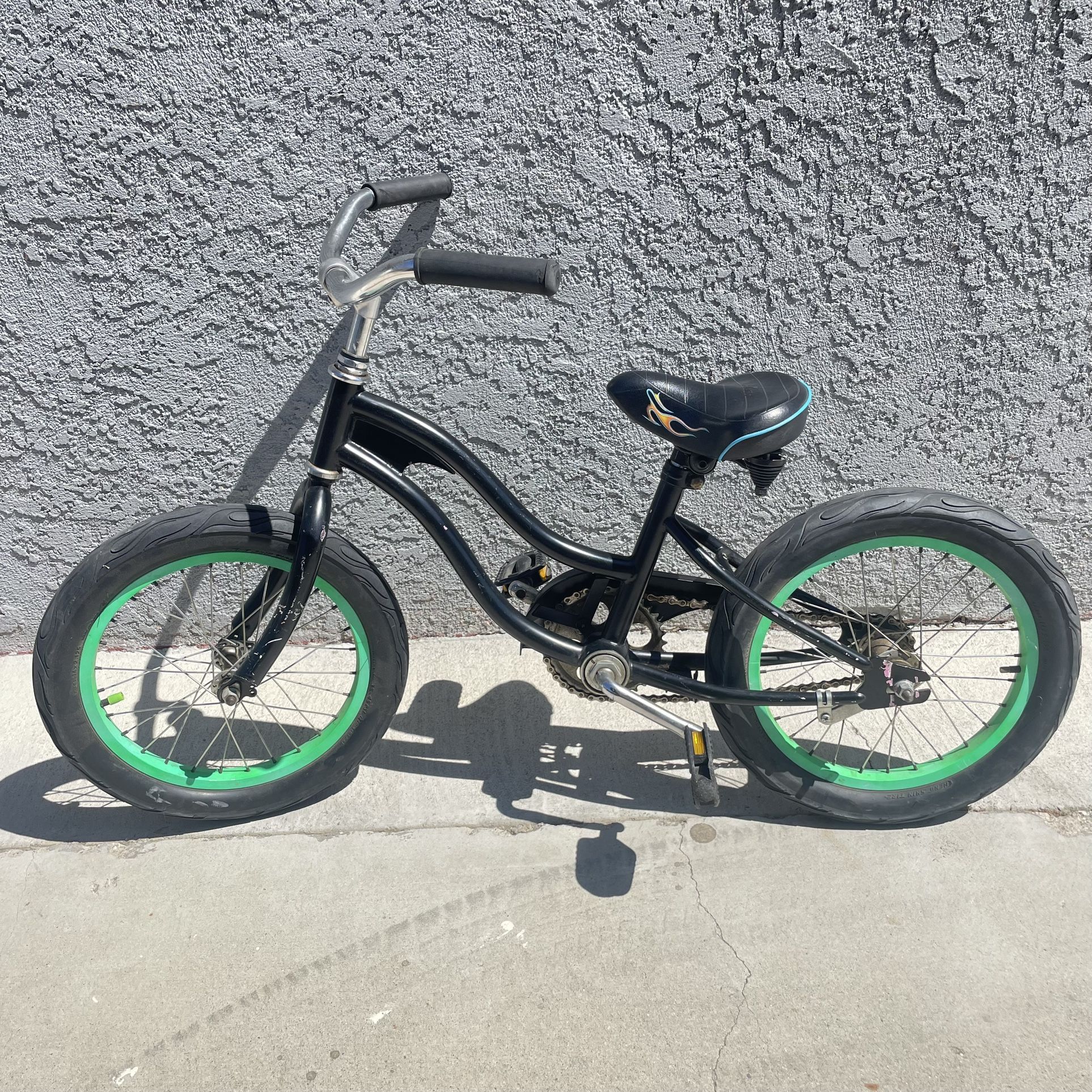 Electra Kids Beach Cruiser Hot Rod