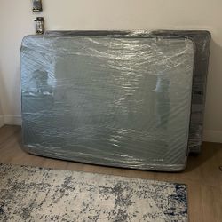 Queen Size Bed 