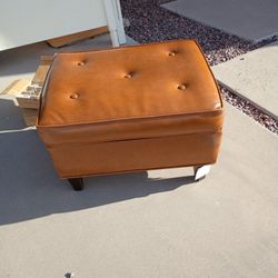 Brown Leather Ottoman GREAT CONDITION!!
