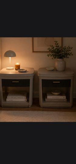 Set of oversize nightstands/side table
