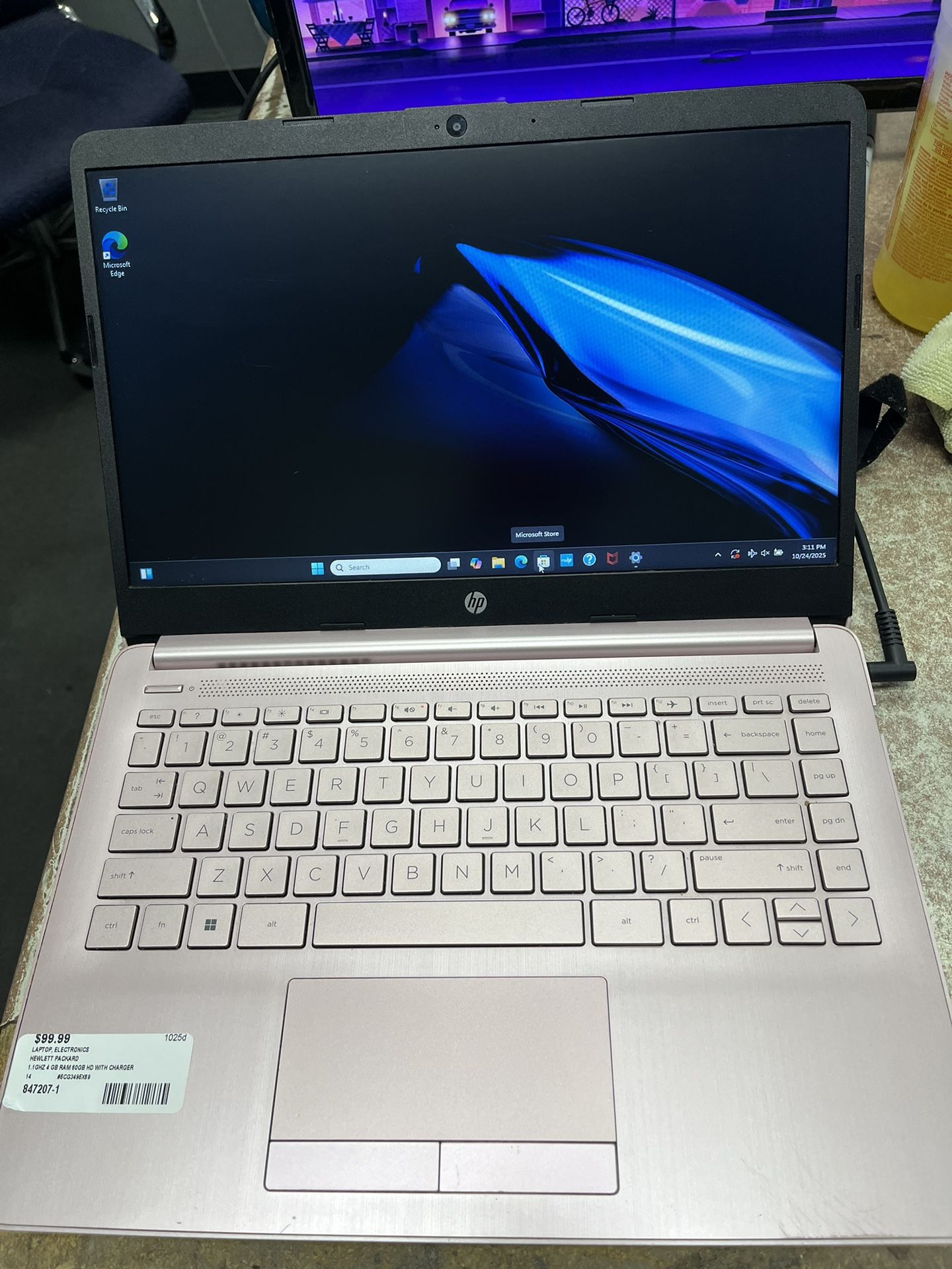 HP Laptop (847207-1)
