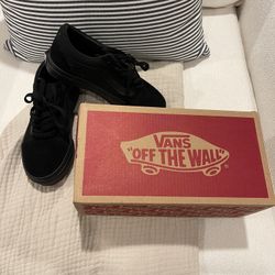 VANs Youth Size 13 New