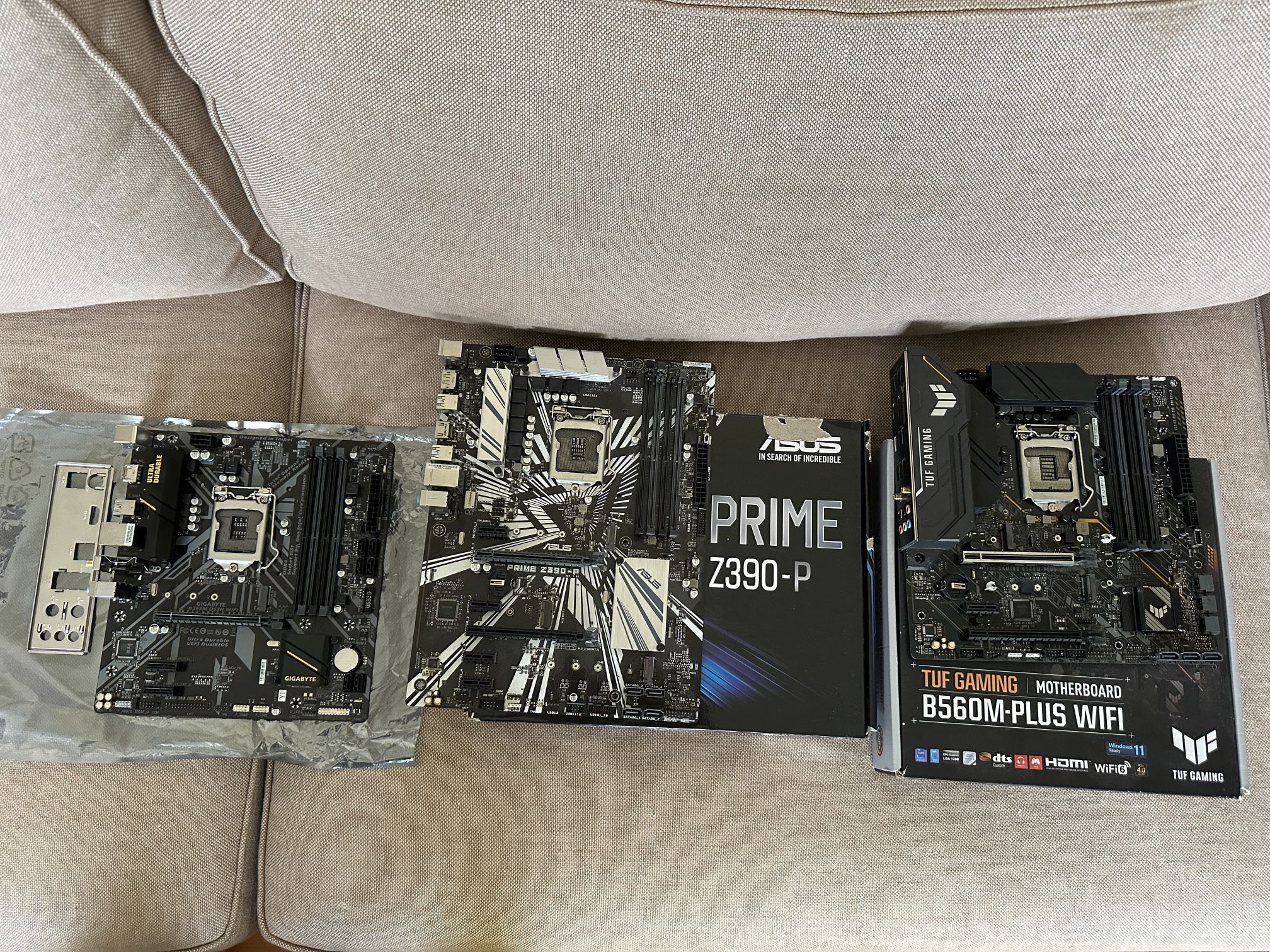 3 motherboards, for parts