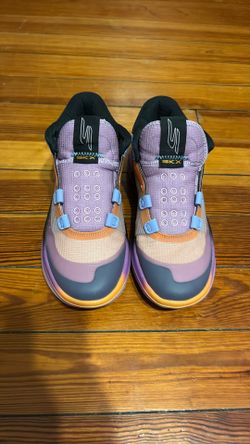 sketcher basketball shoes, read desc, size 6.5