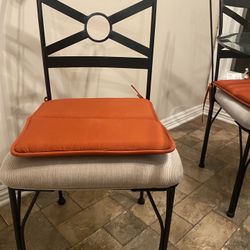 Glass Round Table 4 Chairs Must Go