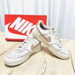 NIKE DUNK Women’s Sneakers size 7. White&Pink 