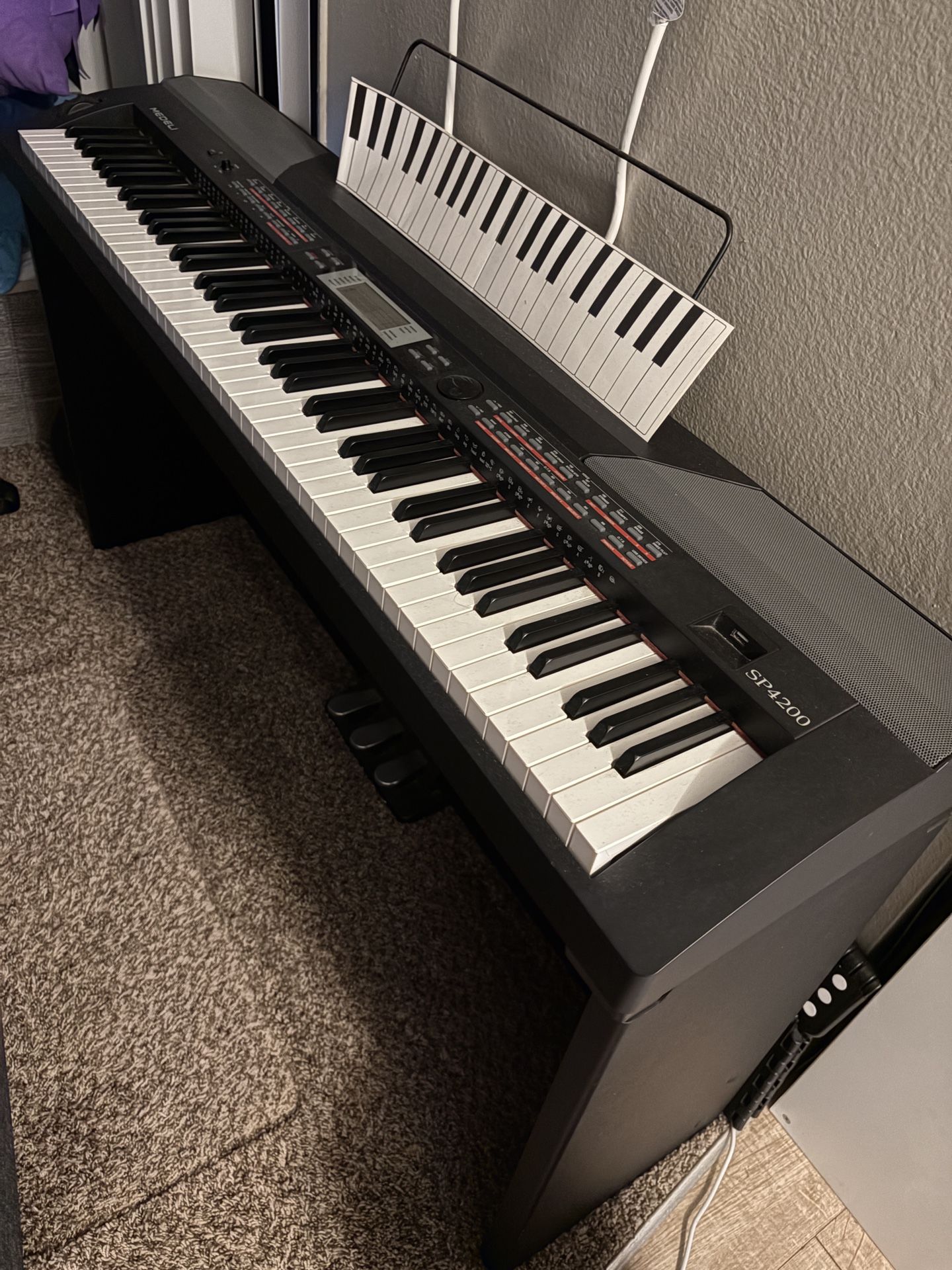 Full Electronic Keyboard Piano with Pedals