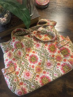 VERA BRADLEY TOTE