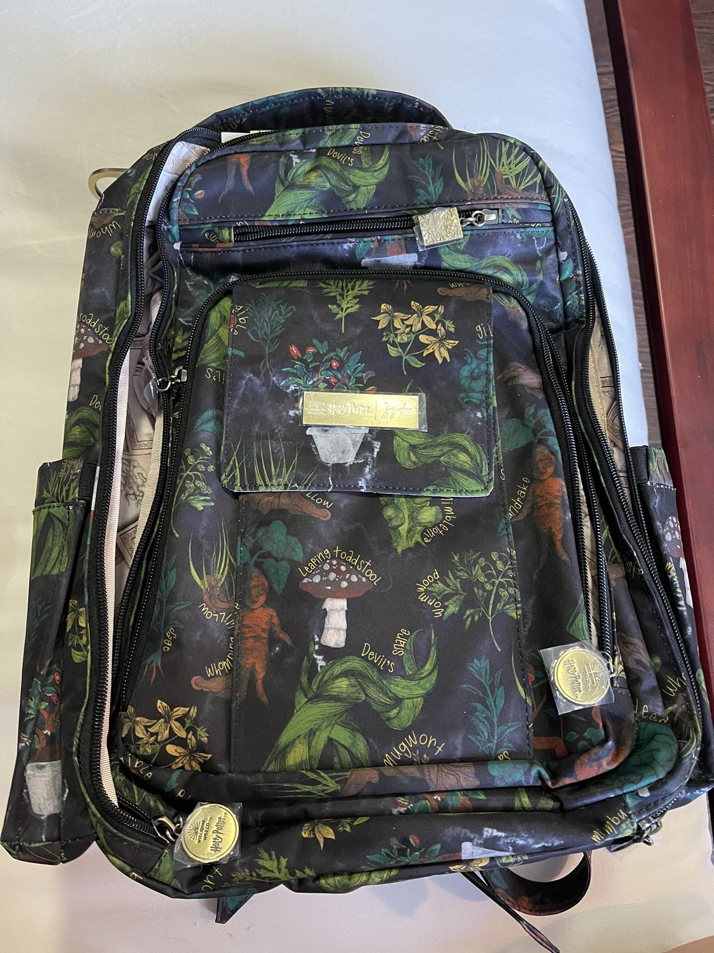 harry potter winged keys mini backpack Loungefly Spring : Clothing, Shoes & Jewelry The Loungefly Harry Potter Hogwarts Backpack expertly combines iconic wizarding world design with practical functionality Harry Potter JuJuBe Flying Keys