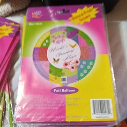Worlds Greatest Mom Foil Balloon Have 19 Of Them 