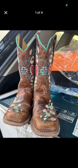 Girl Boots
