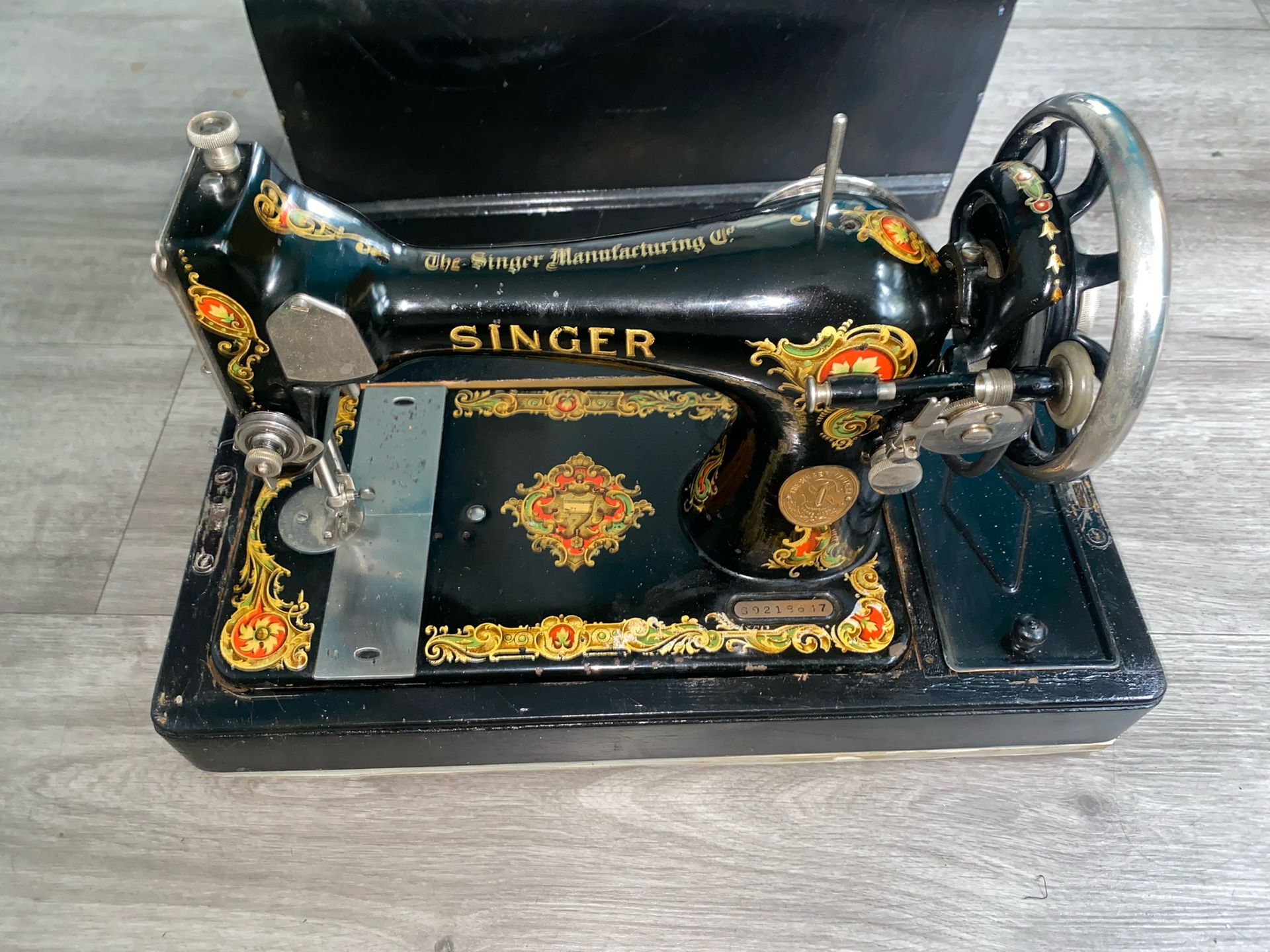 Vintage Singer Sewing Machine