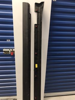 Side moulding panels for Kia Sorento