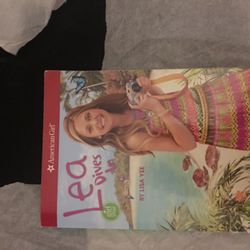 American Girl Book “ Lea Dives In “ 