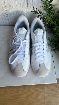 Adidas VL COURT. 3.0. Tennis Women.  Saze. 9/12