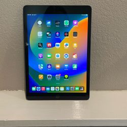 iPad 9th Gen. 64GB LIKE NEW!!