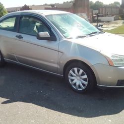 2010 Ford Focus 