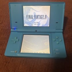 Nintendo DSi Light Blue