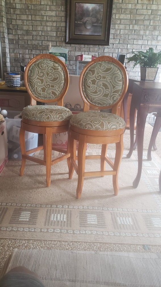 Bar Stools Swivel Very Solid