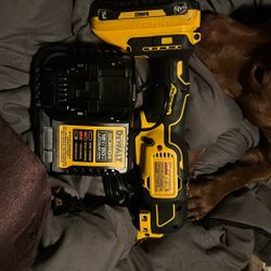 Brand New Atomic Series Dcs354 Multitool And 3ah Battery And New Dcd1104 Charger For Sale As Kit