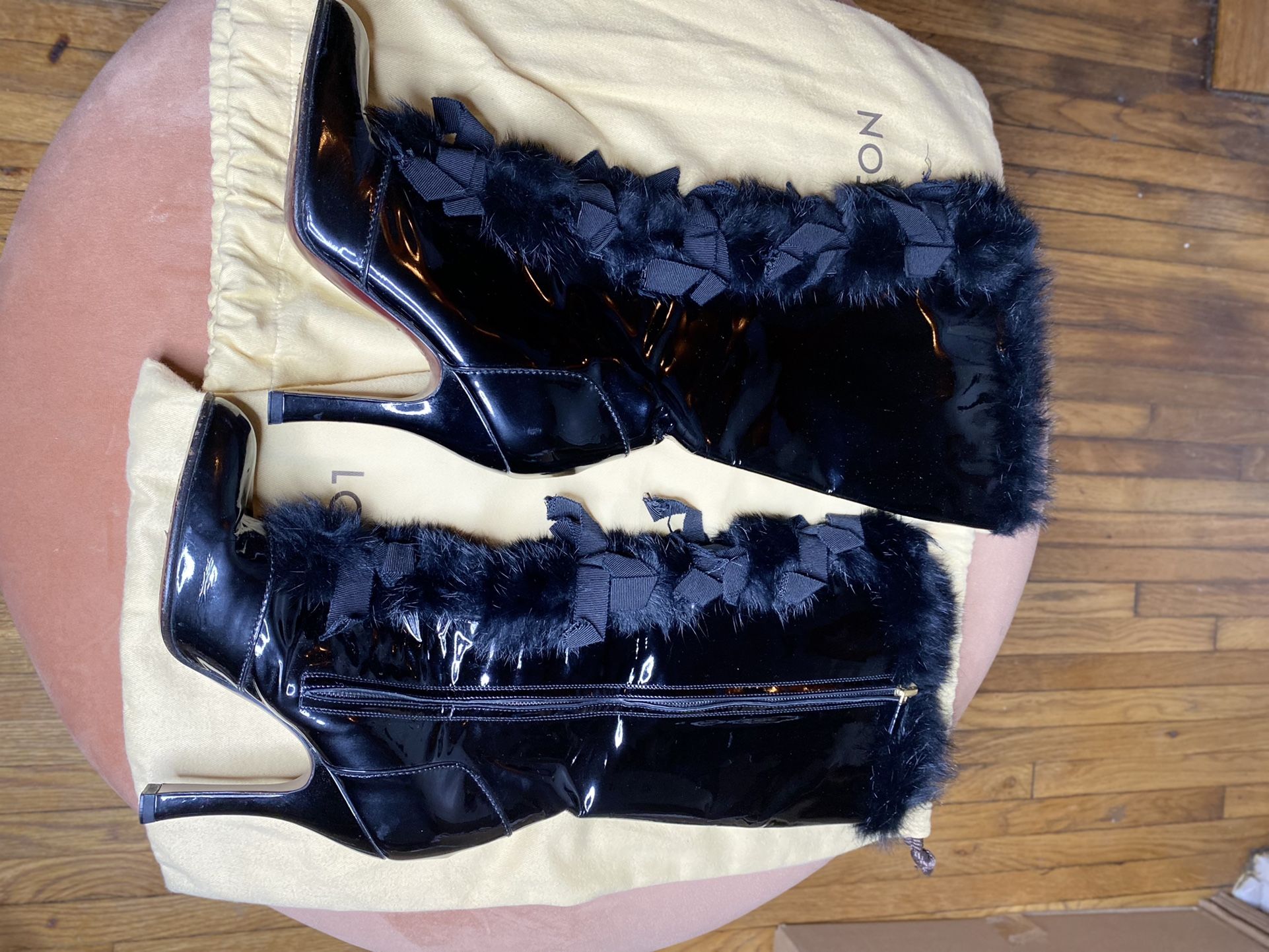 LouisVuitton Fox Fur Patent Leather Boots Worn Once for Sale in Brooklyn,  NY - OfferUp