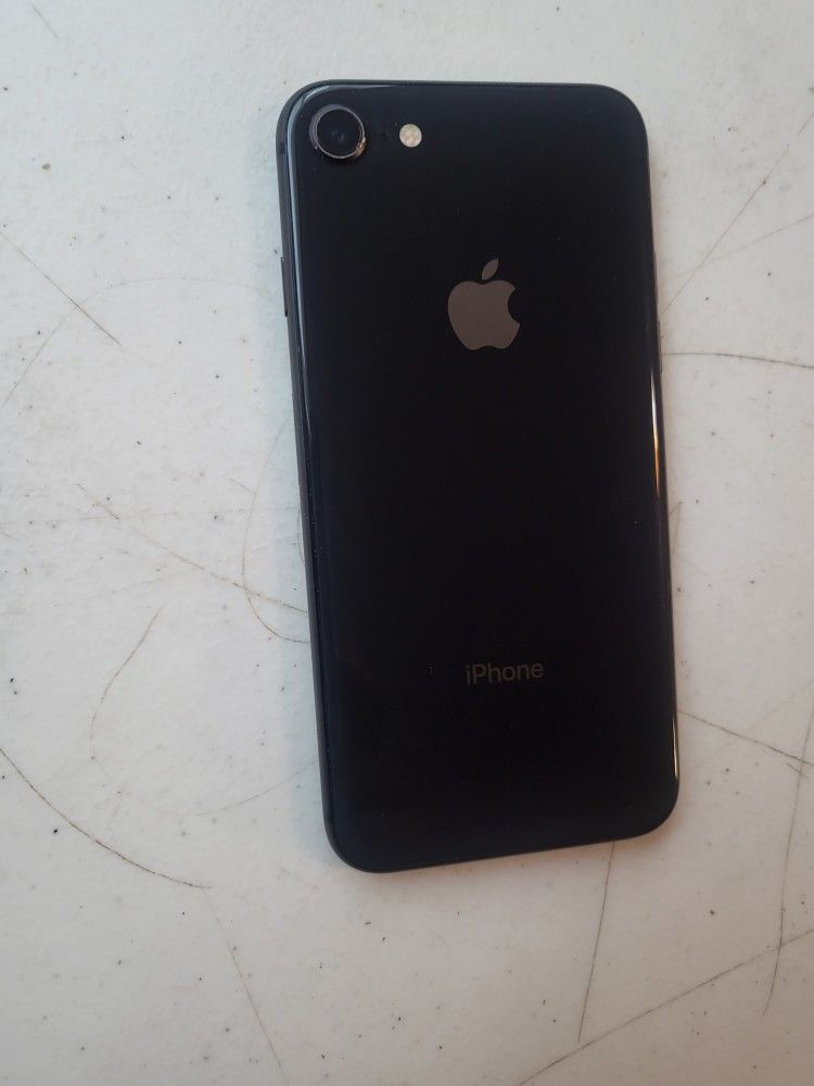 Apple iPhone 8 64 GB UNLOCKED.COLOR BLACK. WORK VERY WELL.PERFECT CONDITION.