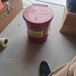 Oil Vintage Trash Can
