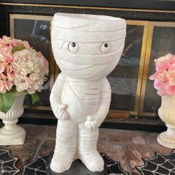 Mummy Candy Holder 