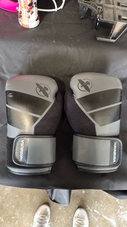 Hayabusa boxing glove S4 8oz