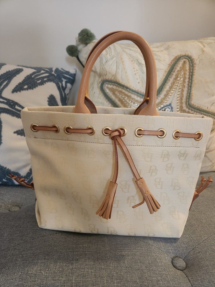 Dooney & Bourke Handbag Purse