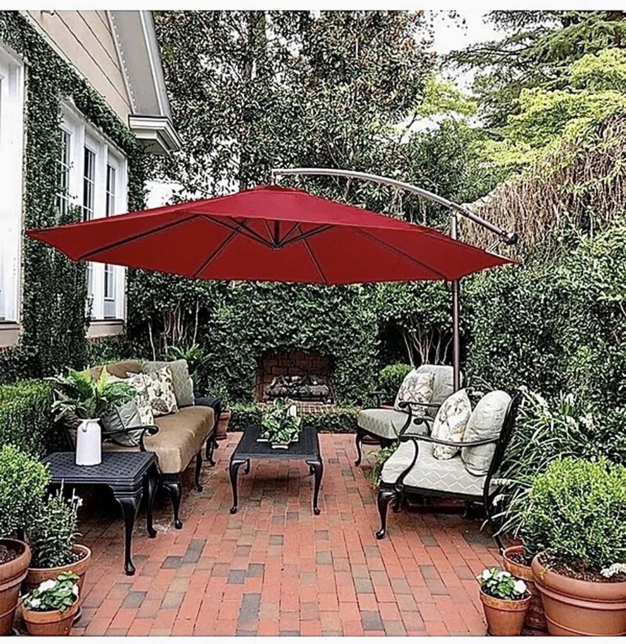 Brand New Patio Umbrella With Cross Base Stand