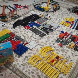 Multiple Rokenbok Sets