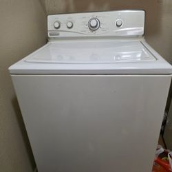 Maytag Performa Washer & Electric Dryer Set - Reliable & Clean