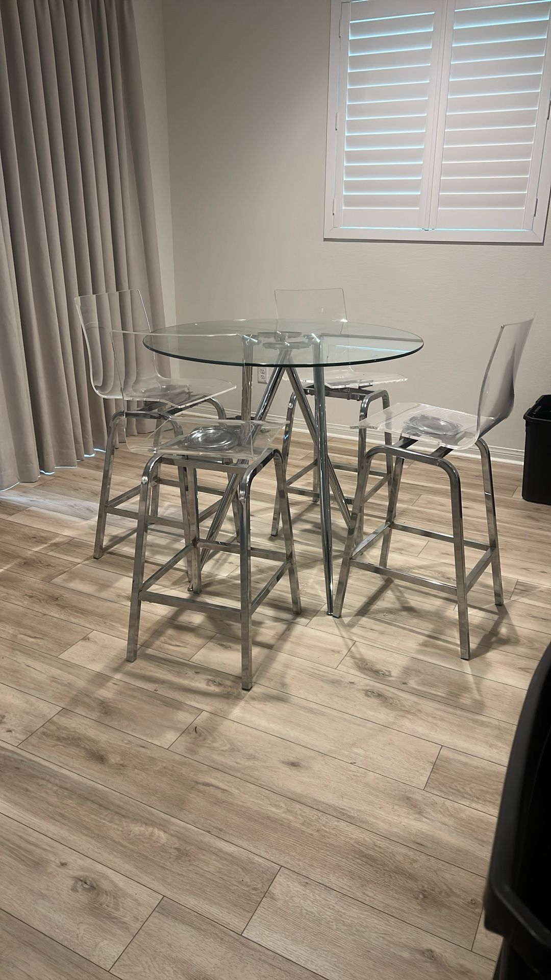 Modern Table