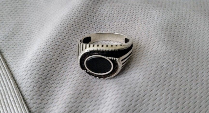 (Size 13) Black Onyx Sterling Silver (.925) Ring