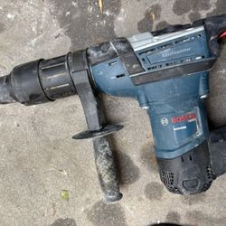 Bosch Variable Speed Chipping Hammer 