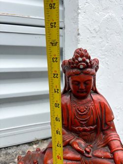 A statue of the deity Guanyin