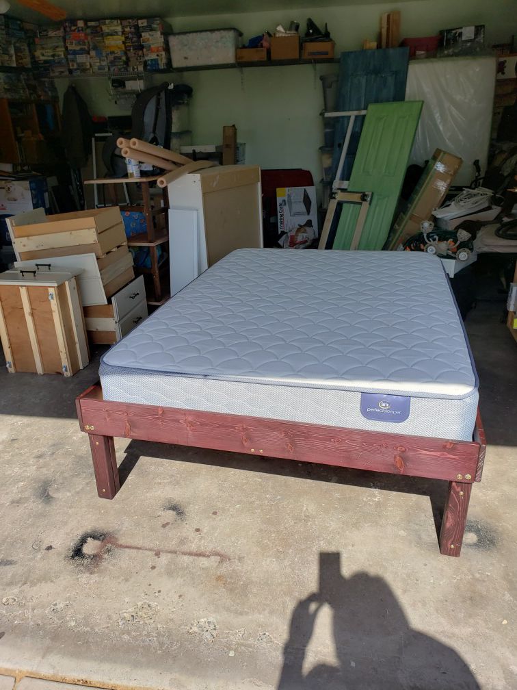 Full bed with pedestal frame