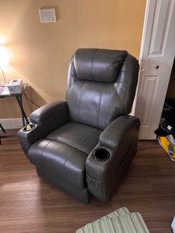 Leather Lift Chair/Recliner