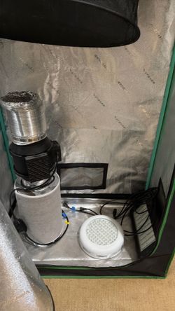 Grow tent
