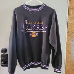 Lakers Logo Athletic Sweater Medium