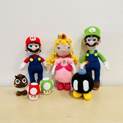 𝗖𝗿𝗼𝗰𝗵𝗲𝘁 𝗗𝗼𝗹𝗹𝘀