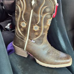Justin’s Women Size 8 B 