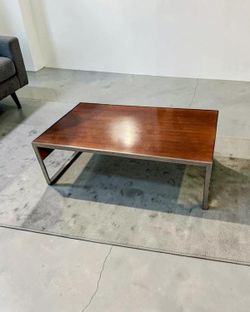 Bernhardt Design Modern Coffee Table – New – $500 📦 Miami