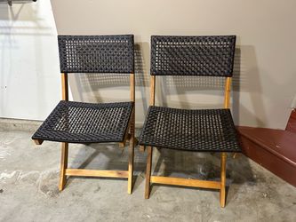 Folding Wicker and Wood Chairs – Set of 2