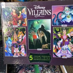 Disney Villains 5 Puzzles. Complete 
